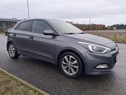 Grå Begagnad 2017 Hyundai i20 Comfort Halvkombi | 65 000 kr (Bra pris)
