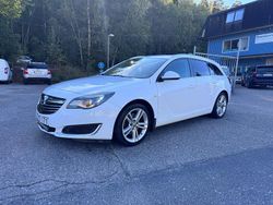 Vit Begagnad 2014 Opel Insignia Edition Kombi | 74 900 kr (Marknadspris)