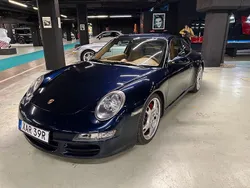 Mörkblå Begagnad 2006 Porsche 911 Carrera S Sportkupé | 395 000 kr