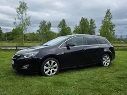 Svart Begagnad 2011 Opel Astra Enjoy Kombi | 48 000 kr (Marknadspris)