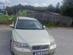 Brun Begagnad 2007 Volvo V70 Kinetic Kombi | 34 900 kr (Marknadspris)
