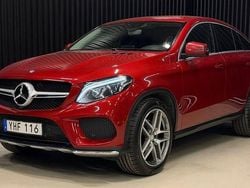 Röd Begagnad 2016 Mercedes GLE350 AMG Sportkupé | 349 900 kr (Marknadspris)