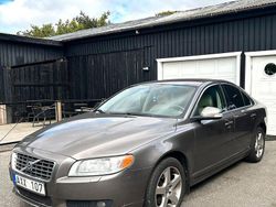 Grå Begagnad 2006 Volvo S80 Summum Sedan | 42 900 kr (Marknadspris)