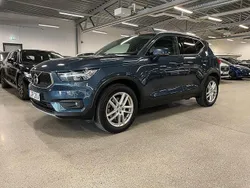 Mörkblå Begagnad 2020 Volvo XC40 SUV | 279 000 kr (Dyr)