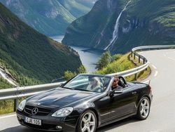 Svart Begagnad 2003 Mercedes SLK200 Cab | 62 000 kr (Marknadspris)