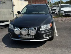Svart Begagnad 2013 Volvo XC70 Momentum SUV | 74 000 kr (Marknadspris)