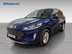 Blå Begagnad 2022 Ford Kuga Titanium SUV | 266 800 kr (Marknadspris)