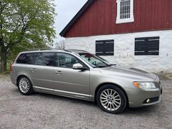 Ljusbrun (brun) Begagnad 2009 Volvo V70 Momentum Kombi | 29 000 kr (Superpris)