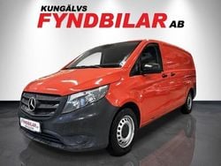 Röd Begagnad 2016 Mercedes Vito Minibuss | 159 900 kr (Dyr)