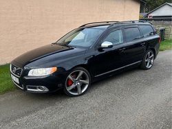 Svart Begagnad 2011 Volvo V70 R-Design Kombi | 73 500 kr