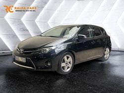 Svart Begagnad 2013 Toyota Auris Style Halvkombi | 98 000 kr (Marknadspris)