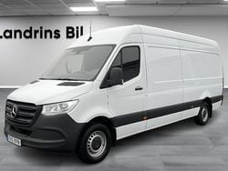 Vit (arktisk vit) Begagnad 2023 Mercedes Sprinter Van | 449 875 kr (Dyr)