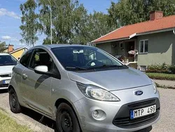 Grå Begagnad 2012 Ford Ka Titanium Halvkombi | 29 900 kr (Superpris)