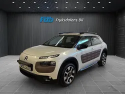 Vit Begagnad 2015 Citroën C4 Cactus PureTech Halvkombi | 104 500 kr (Lite dyr)