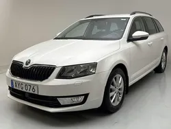 Vit Begagnad 2016 Skoda Octavia | 89 000 kr