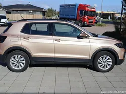 Blå samma som bilen Begagnad 2020 VW T-Cross SUV | 159 900 kr (Marknadspris)