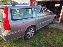 Begagnad 2007 Volvo V70 Kombi | 25 000 kr (Marknadspris)