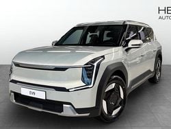 Grå (silver) Ny 2025 Kia EV9 SUV | 689 900 kr (Marknadspris)