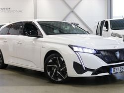 Vit Begagnad 2022 Peugeot 308 Allure Kombi | 279 900 kr (Marknadspris)
