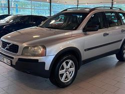 Ljusgrå Begagnad 2002 Volvo XC90 Standard SUV | 19 900 kr (Superpris)
