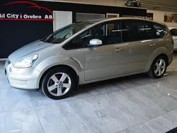 Grå Begagnad 2009 Ford S-MAX S Minibuss | 59 900 kr