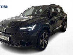 Svart Begagnad 2022 Volvo XC40 Core SUV | 329 900 kr