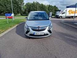 Grå Begagnad 2015 Opel Zafira Minibuss | 100 000 kr
