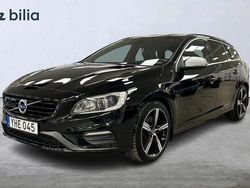 Svart Begagnad 2016 Volvo V60 R-Design Kombi | 234 900 kr (Dyr)
