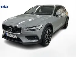 Begagnad 2024 Volvo V60 CC Kombi | 479 000 kr (Dyr)