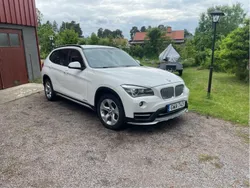 Vit Begagnad 2015 BMW X1 xLine SUV | 99 900 kr