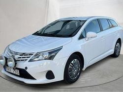 Vit Begagnad 2012 Toyota Avensis Kombi | 80 500 kr (Marknadspris)