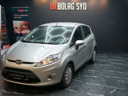 Grå Begagnad 2010 Ford Fiesta Titanium Halvkombi | 54 500 kr (Marknadspris)