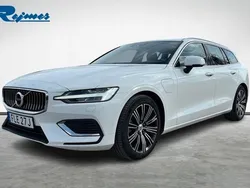 Vit Begagnad 2022 Volvo V60 Kombi | 369 900 kr (Bra pris)