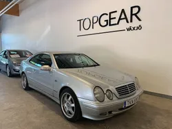 Ljusgrå Begagnad 2001 Mercedes CLK320 Sportkupé | 34 900 kr