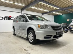 Silver Begagnad 2011 Chrysler Town & Country Minibuss | 179 500 kr