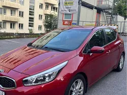 Röd Begagnad 2013 Kia Ceed Comfort Halvkombi | 53 000 kr (Marknadspris)