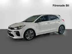 Vit Begagnad 2020 Kia Rio 4 Halvkombi | 179 000 kr (Marknadspris)