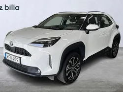 Vit Begagnad 2022 Toyota Yaris Cross SUV | 279 900 kr (Bra pris)