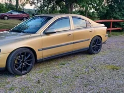 Gul Begagnad 2001 Volvo S60 Business Edition Sedan | 9 000 kr (Superpris)