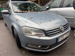 Grå Begagnad 2012 VW Passat Kombi | 24 900 kr (Superpris)