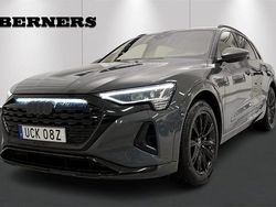 Grå Begagnad 2024 Audi Q8 e-tron Proline SUV | 589 000 kr (Bra pris)