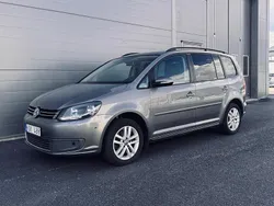 Grå Begagnad 2011 VW Touran Minibuss | 69 900 kr (Marknadspris)