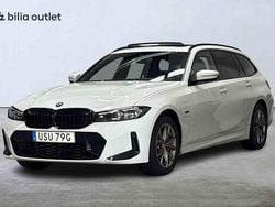 Vit Begagnad 2023 BMW 330e M Sport Kombi | 409 000 kr (Marknadspris)