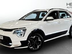 Vit (white) Begagnad 2022 Kia e-Niro SUV | 319 000 kr (Dyr)