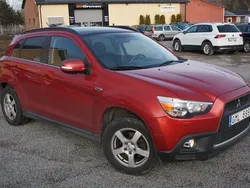 Mörkröd (röd) Begagnad 2011 Mitsubishi ASX SUV | 79 900 kr (Marknadspris)