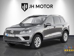 Grå Begagnad 2015 VW Touareg SUV | 239 900 kr (Lite dyr)