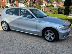 Grå Begagnad 2006 BMW 120 Advantage Halvkombi | 52 000 kr (Marknadspris)