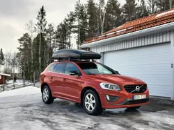Röd Begagnad 2014 Volvo XC60 R-Design SUV | 165 000 kr (Bra pris)