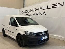 Vit Begagnad 2018 VW Caddy Minibuss | 114 900 kr (Marknadspris)