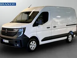 Vit Begagnad 2025 Renault Master Van | 519 900 kr